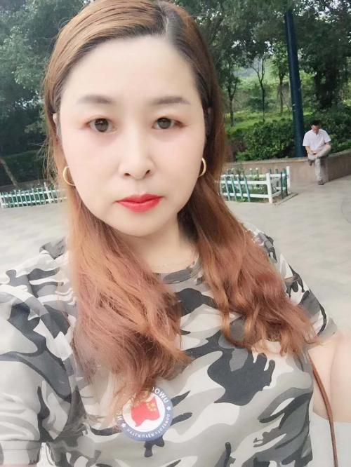 宝安石岩气质熟女服务系 第1张