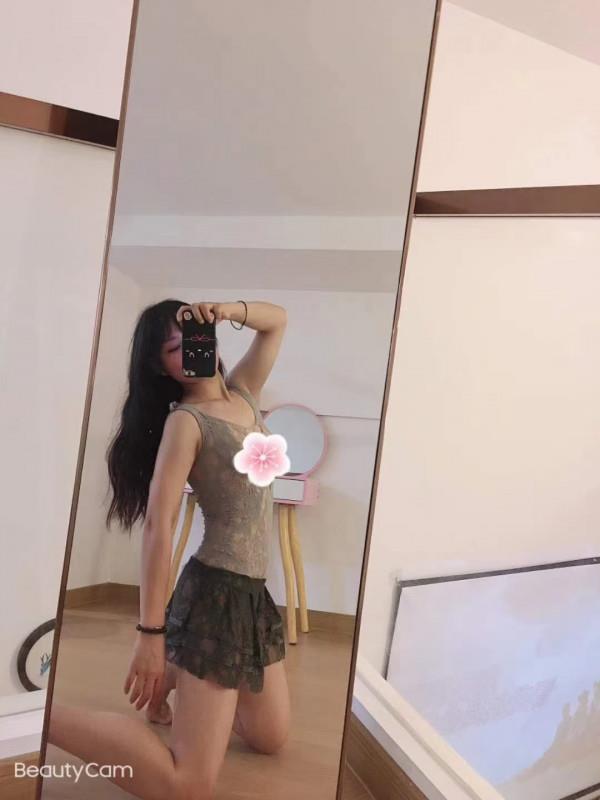 园区小姐姐 第2张