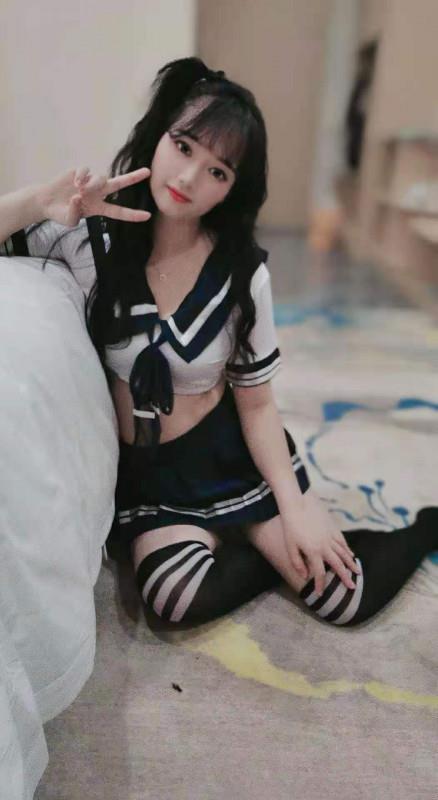 海珠乖萌芊芊 第1张