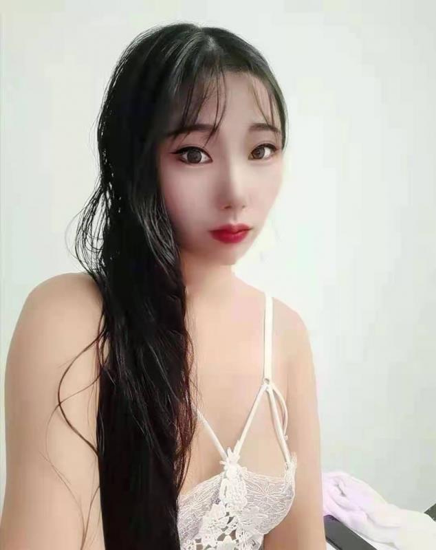 宝山菊泉街小妹云朵 第1张