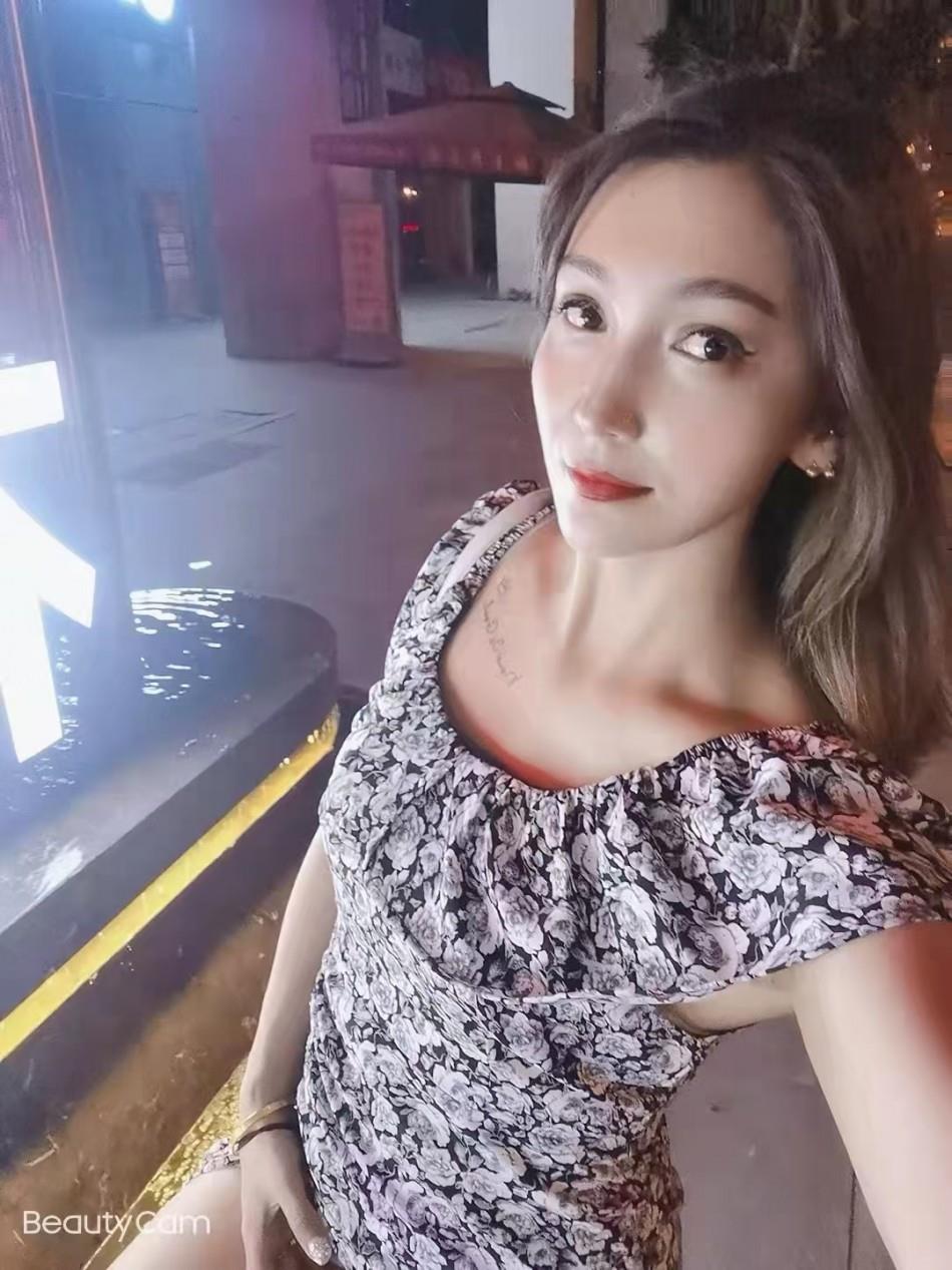 塘沽混血妹子 第1张