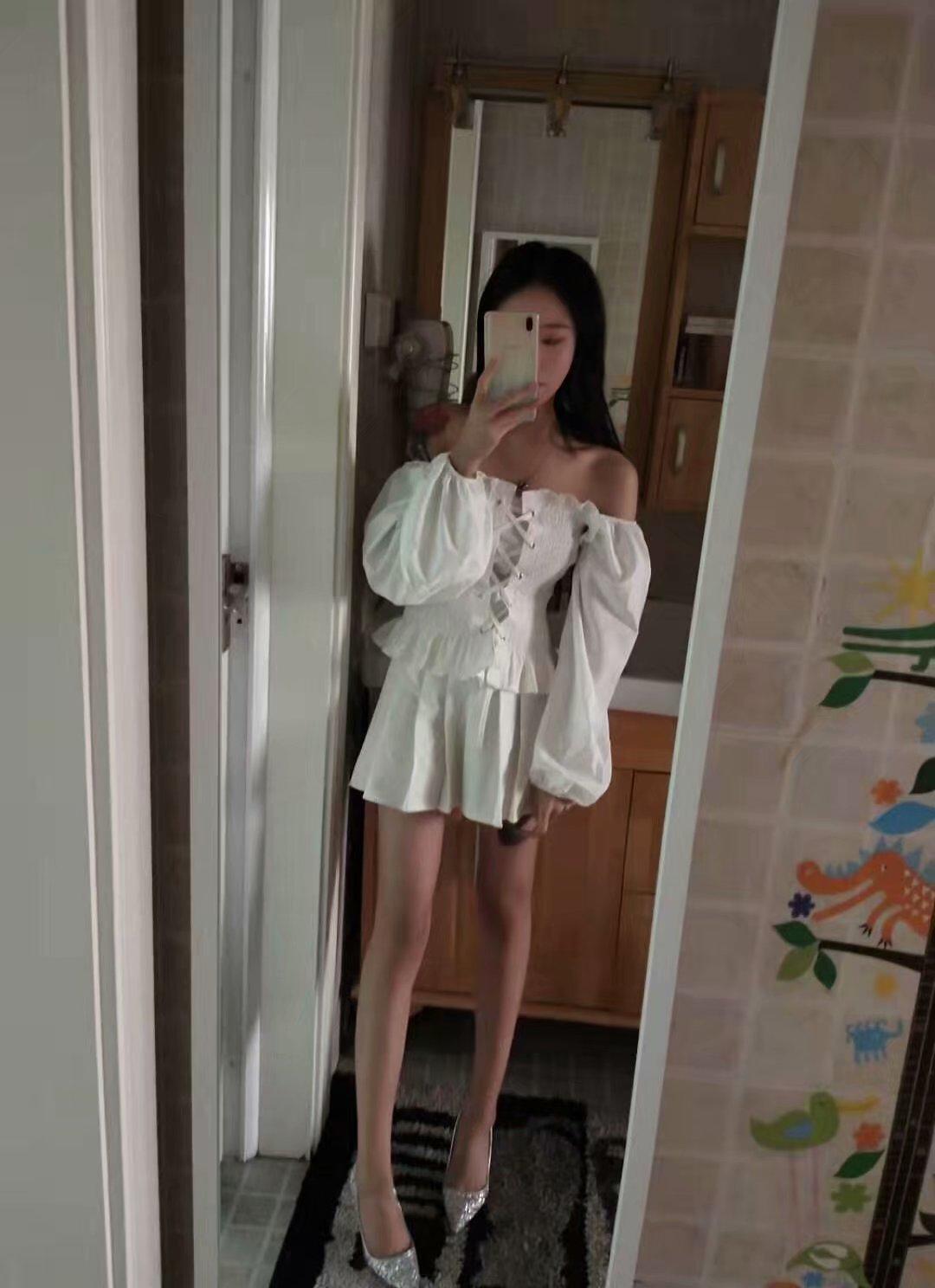 南郊蛮嫩的妹子，身材也不错 第2张