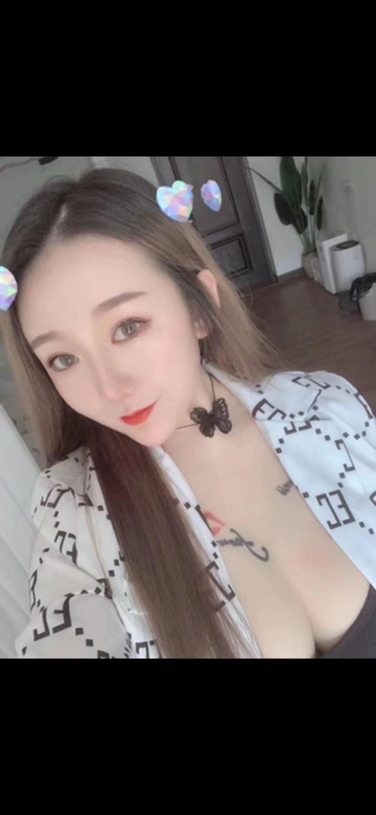 小美妹妹，一对极品波，颜值也不错 第2张