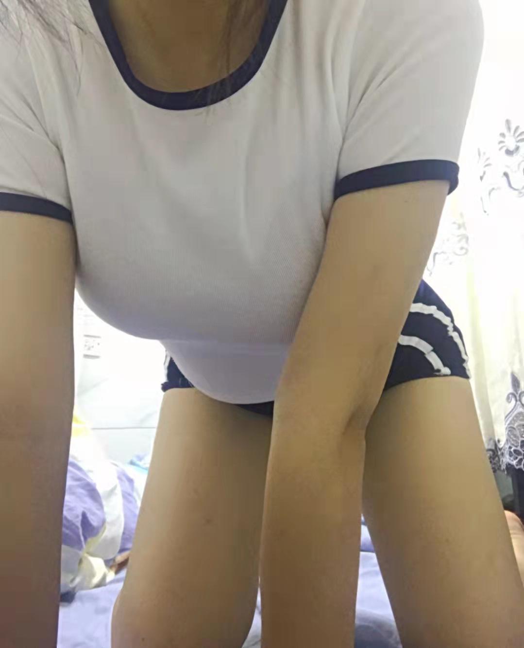 兼职小妹夺我腰包吸我“精“力 第1张