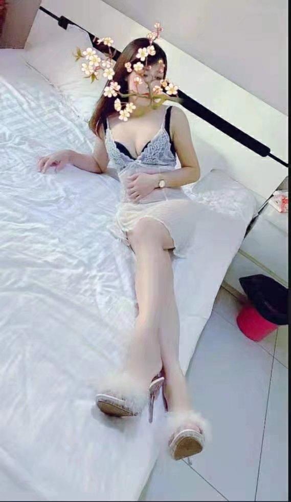 热情大方的豪乳妹子,人很实在,乐意侍候人 第2张
