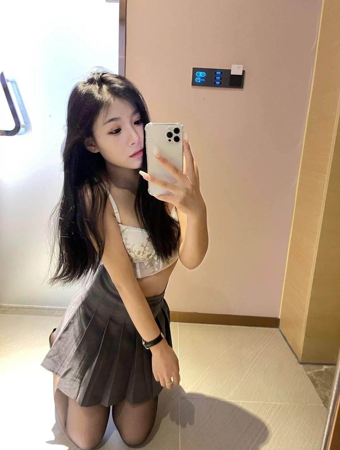 河西区风骚兼职美女,皮肤好,会撒娇 第3张